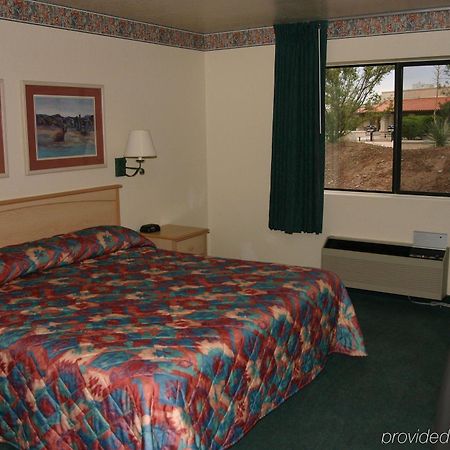 Voyager Resort Inn Vail Room photo
